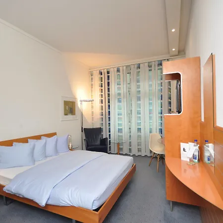 Hotel Baeren Am Bundesplatz Berna