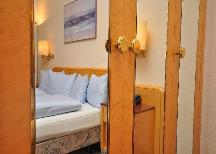 Hotel Baeren Am Bundesplatz