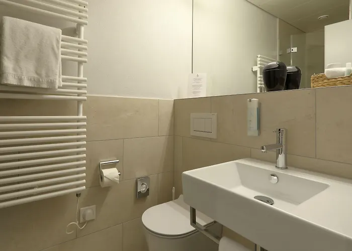 Hotel Baeren Am Bundesplatz Berna