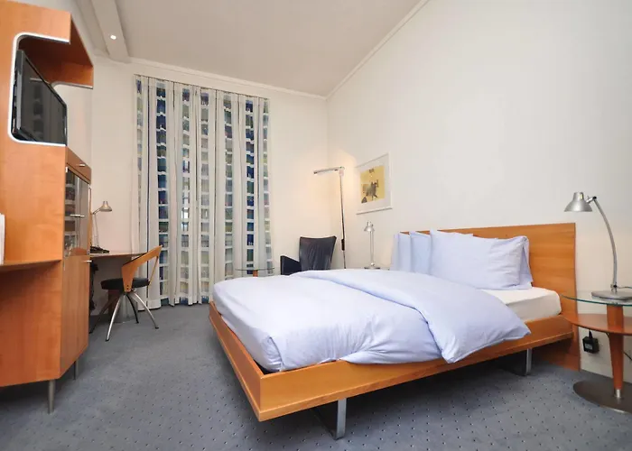 Hotel Baeren Am Bundesplatz