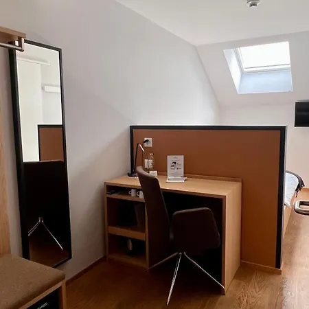 Hotel Baeren Am Bundesplatz