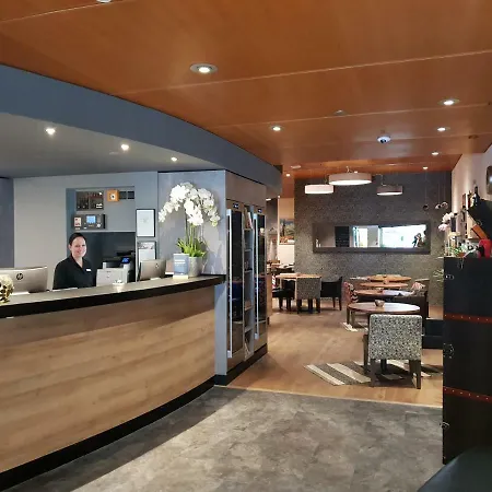 班德广场巴朗酒店 4* 伯尔尼